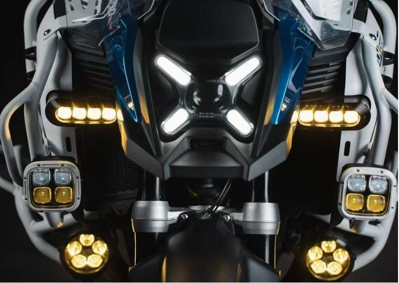 GOLD RUNWAY M4 KIT SET FOR BMW R1300GSA - Image 9